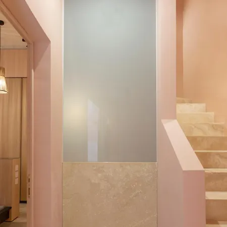 民宿 Medieval Knights House Gf App With Sea View At The Marina 森格莱阿