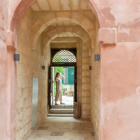 Historic Ground Floor In Medieval Knights House With Sea View At The Marina * Isla