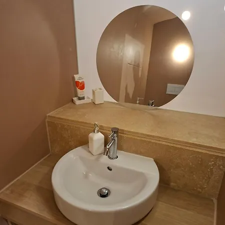Historic Ground Floor In Medieval Knights House With Sea View At The Marina Privat bolig Senglea