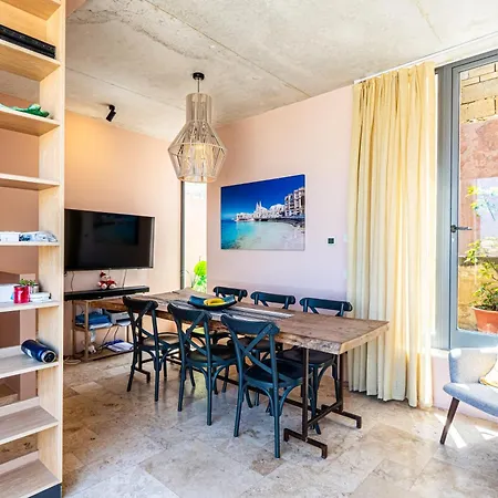 Historic Ground Floor In Medieval Knights House With Sea View At The Marina Privat bolig Senglea