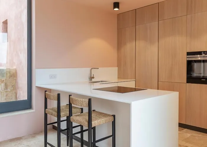 Ground Floor Appartment In Medieval Knights House With Sea View At The Marina * Senglea